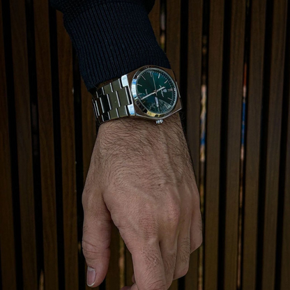 BIAŁEVO ZEGAREK SYGNOWANY