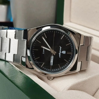 BIAŁEVO ZEGAREK SYGNOWANY