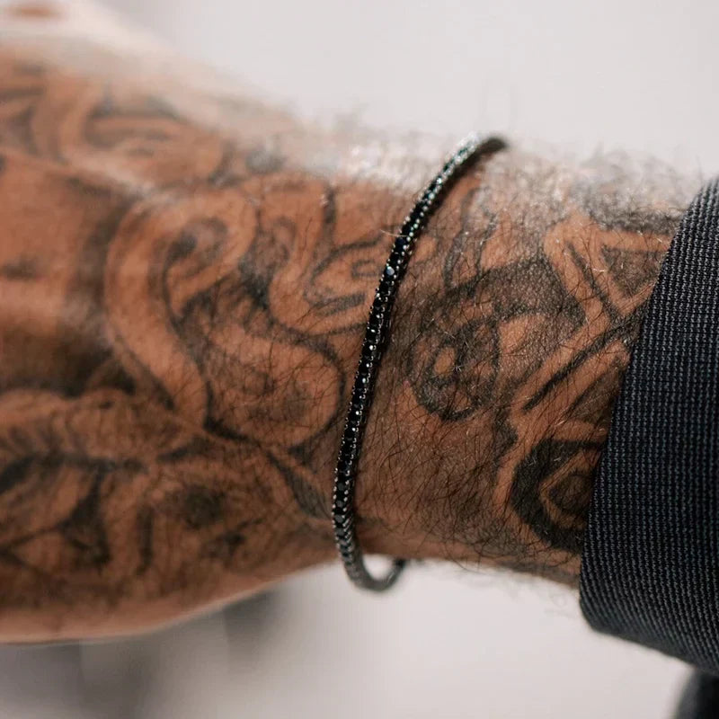 BIAŁEVO CZARNA BRANSOLETKA